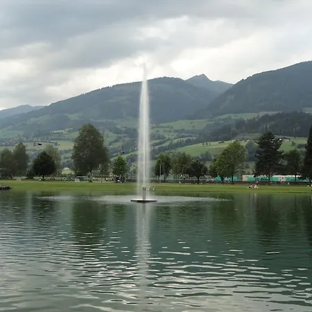 アパート Ganzer ニーダーンジル